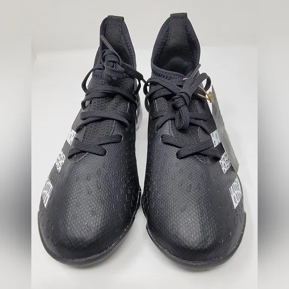 Adidas Predator Freak .3 T NEW FY1039 Black Turf Football Boots Youth Size 1 New