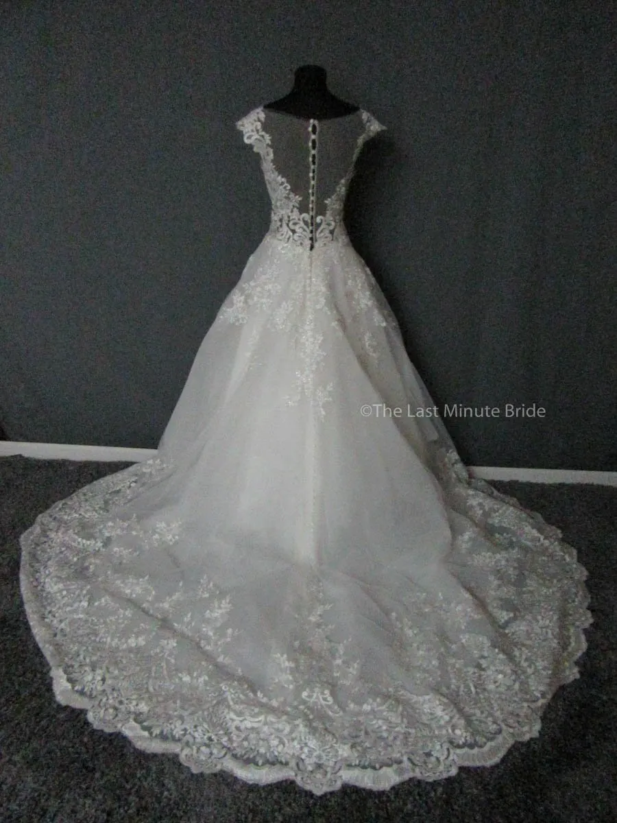 Allure Bridals 9470