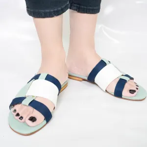 Blue & White Lantana Flats