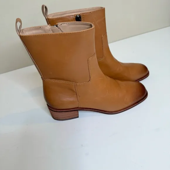 Botkier Romona Leather Zip Booties size 7