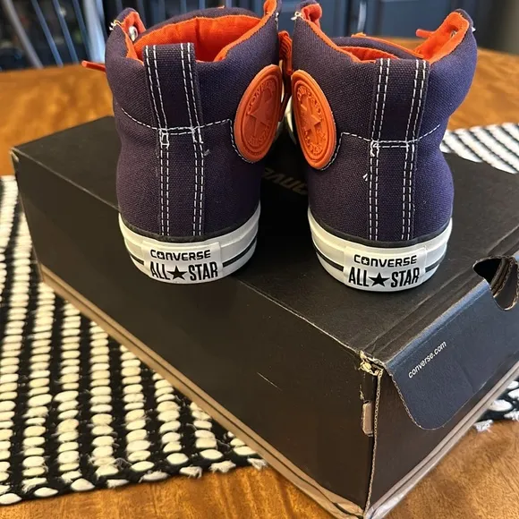 CONVERSE unisex All Star Chuck Taylor Street Mid Shoe in Dozar Blue