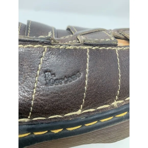Dr Martens ARC M 12 Brown  Leather Buckle Strap Fisherman Sandals Y2K Vintage