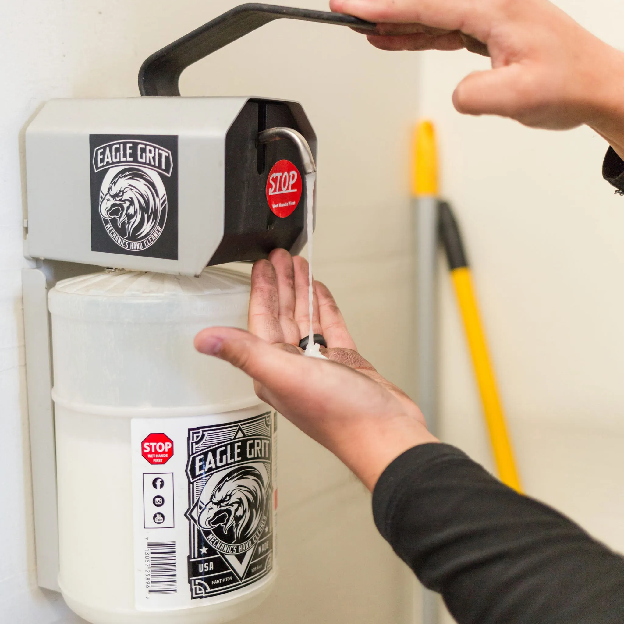 Heavy Duty Hand Cleaner Wall Mount Bundle