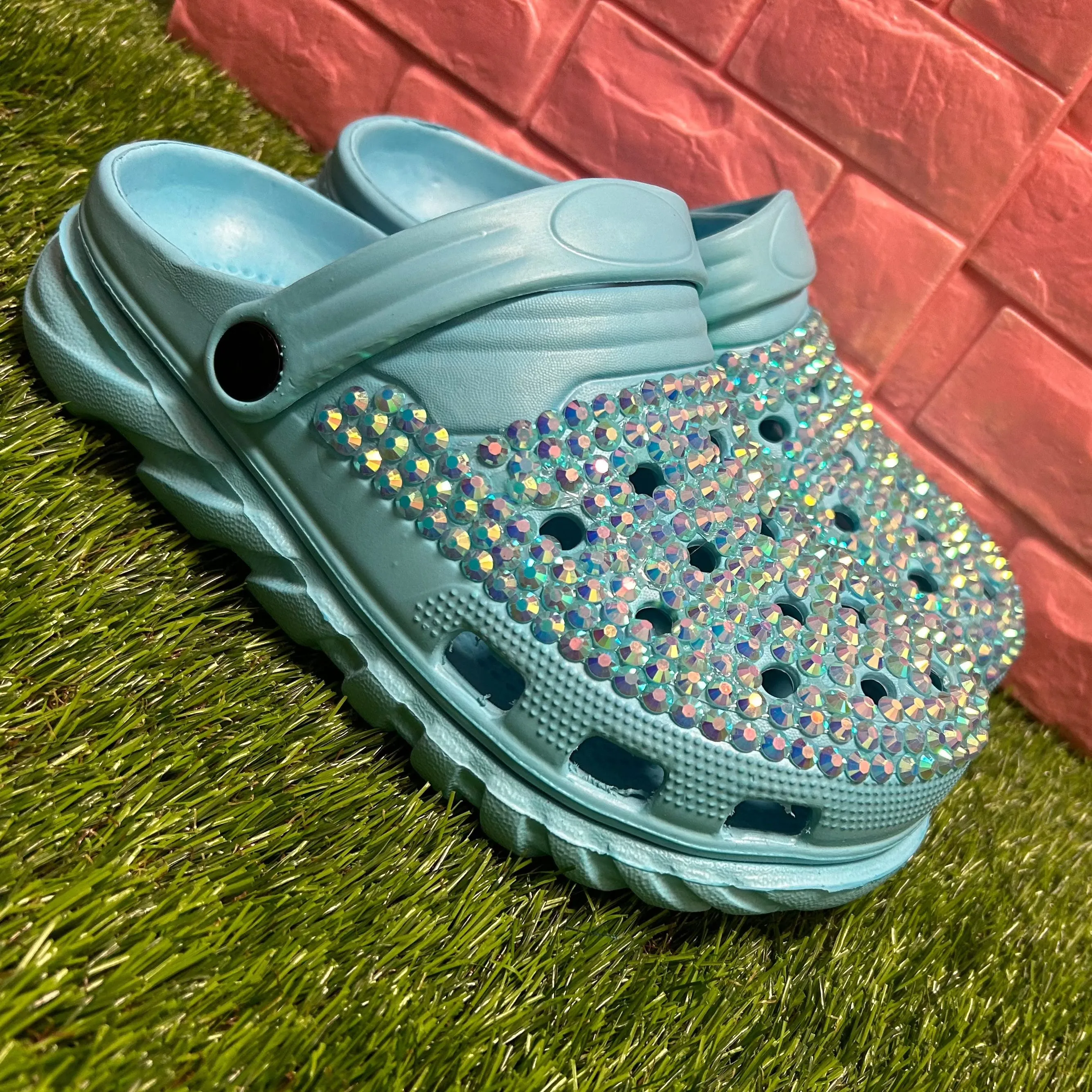 Hustle toes