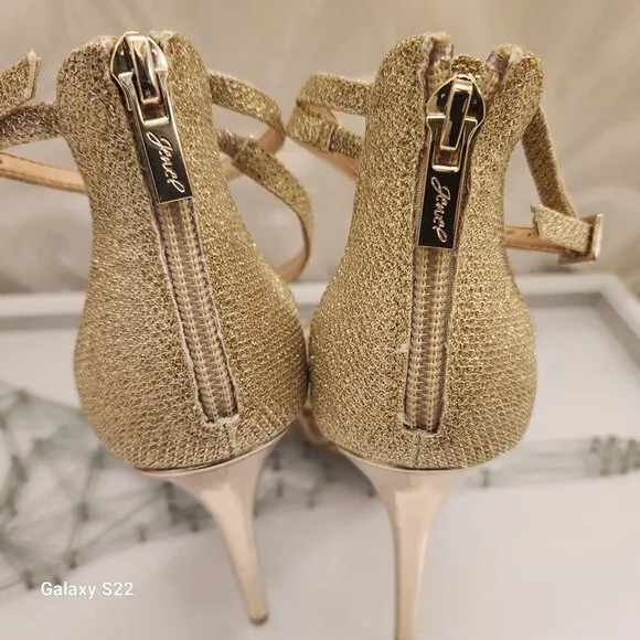 Jewel Badgley Mischka &quot;Galen&quot; Gold Heeled Sandals. NIB. Size 7