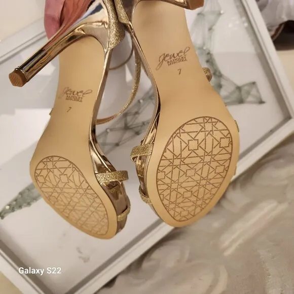 Jewel Badgley Mischka &quot;Galen&quot; Gold Heeled Sandals. NIB. Size 7