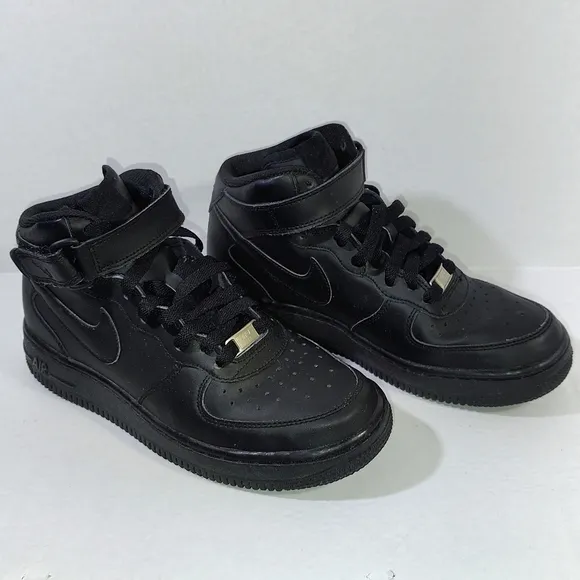 Nike Air Force 1 Black Sneakers Youth Size 5.5