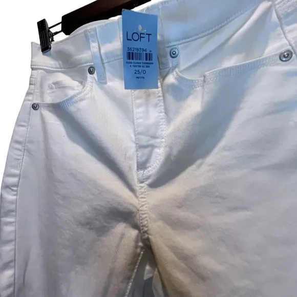 NWT Loft High Rise Kick Crop Jeans, 25/0P