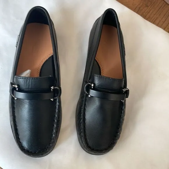 PLINER JRS BLACK LEATHER LOAFERS.  METAL/LEATHER BUCKLE DETAILS.  NEW IN…