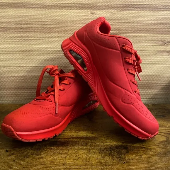 Skechers Street Los Angeles Women’s Red Sneakers Air Cooled Memory Foam Red 9.5