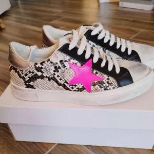 Steve Madden Rubie Sneakers - Size 7