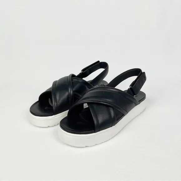 UGG SANDALS