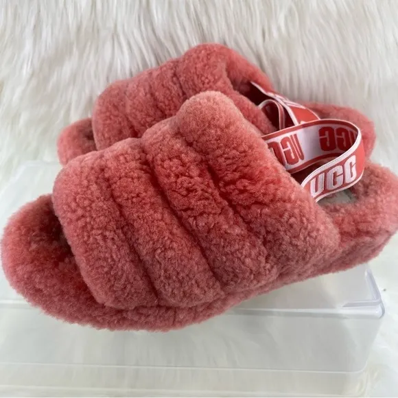 UGG SANDALS