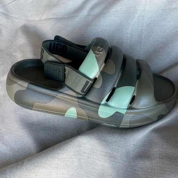 🆕UGGS Kids' Sport Yeah Green Camo Slingback Strap Slide Sandals NIB