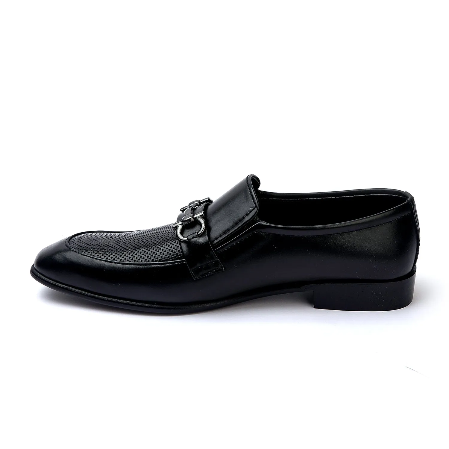 Valuable Perforated Leather - Slip-On Formal Loafers - Black