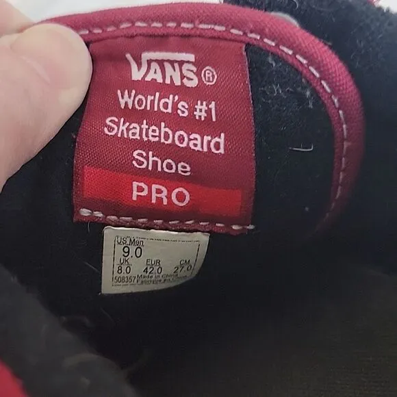 Vans Old Skool Pro  rumba red sneakers Men's Size 9