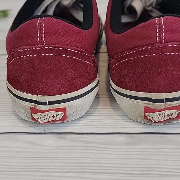 Vans Old Skool Pro  rumba red sneakers Men's Size 9