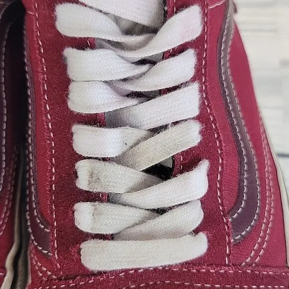 Vans Old Skool Pro  rumba red sneakers Men's Size 9
