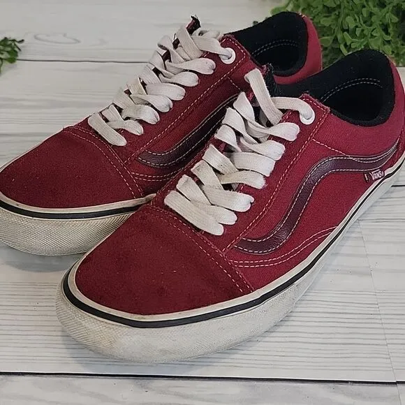 Vans Old Skool Pro  rumba red sneakers Men's Size 9